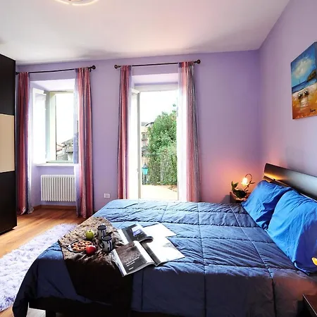 Sleeps 6 Air Con Lägenhet Argegno